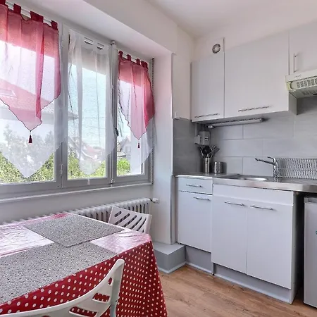 2 Pieces Plein De Charmes - Caroline Apartment *